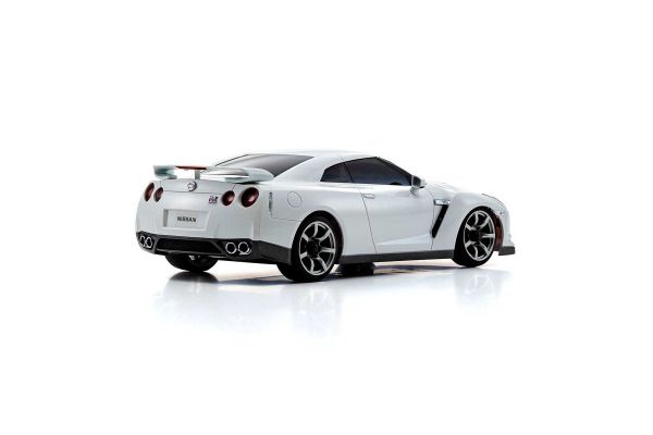 Kyosho 32628PW Mini-Z MA-020 AWD Readyset Nissan GT-R (R35) Pearl White