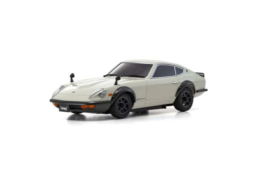 Kyosho 32637W Mini-Z MA-020 AWD Readyset Nissan Fairlady 240ZG White