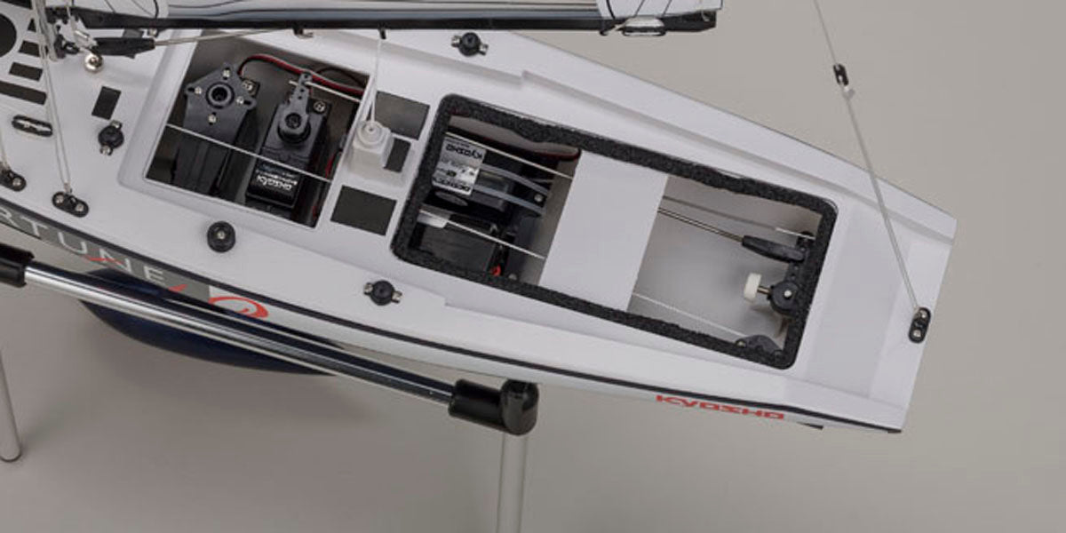 Kyosho 40042SC Fortune 612 III with KT-431S Readyset RTR Racing Yacht