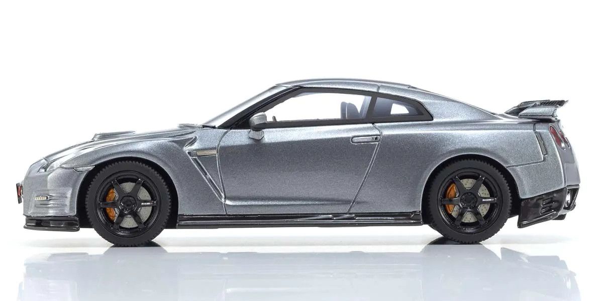 Kyosho Diecast KSR43110GR 1/43 Scale Nissan GT-R R35 NISMO Grand Touring  (Gray)