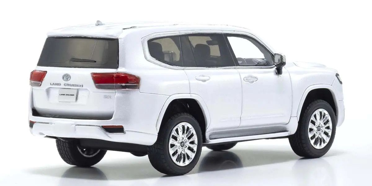 Kyosho Diecast KSR43119W 1/43 Toyota LandCruiser ZX White