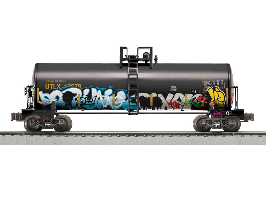Lionel 2428380 O Gauge Unibody Tank Car with Graffiti UTLX