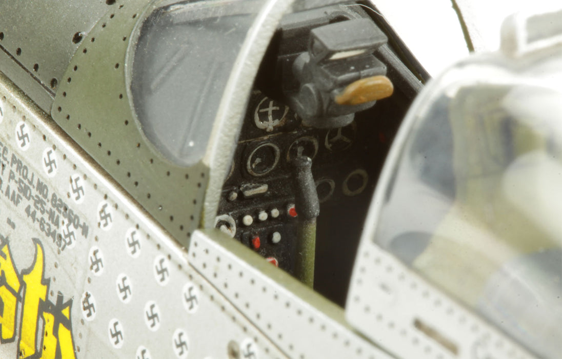 Meng Model LS-009 1/48 North American P-51D Mustang "Yellow Nose" Model Kit