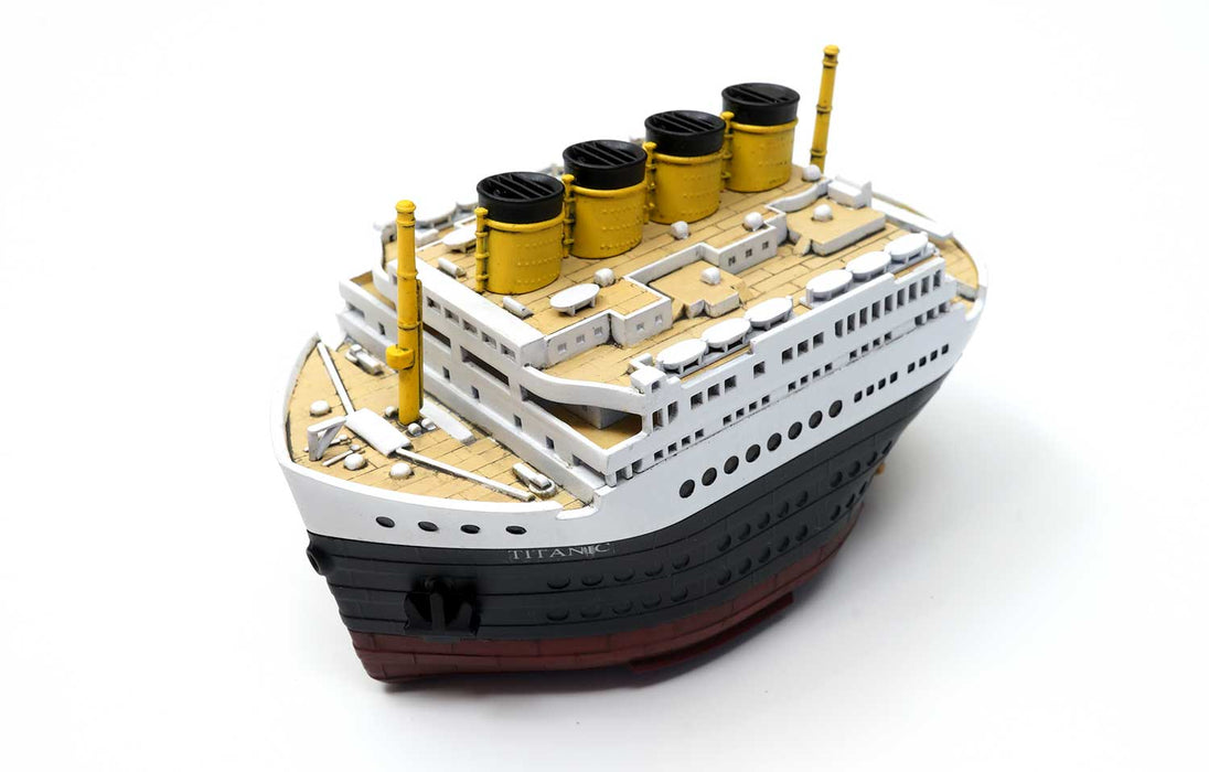Meng Model MOE-001 1/EGG Cartoon Royal Mail Titanic Model Kit