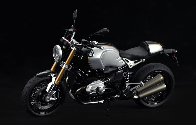 Meng Model MT-003 1/9 BMW R nineT Model Kit