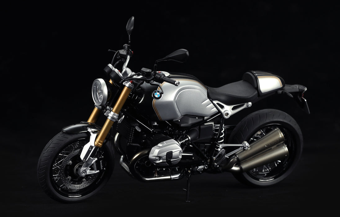 Meng Model MT-003 1/9 BMW R nineT Model Kit