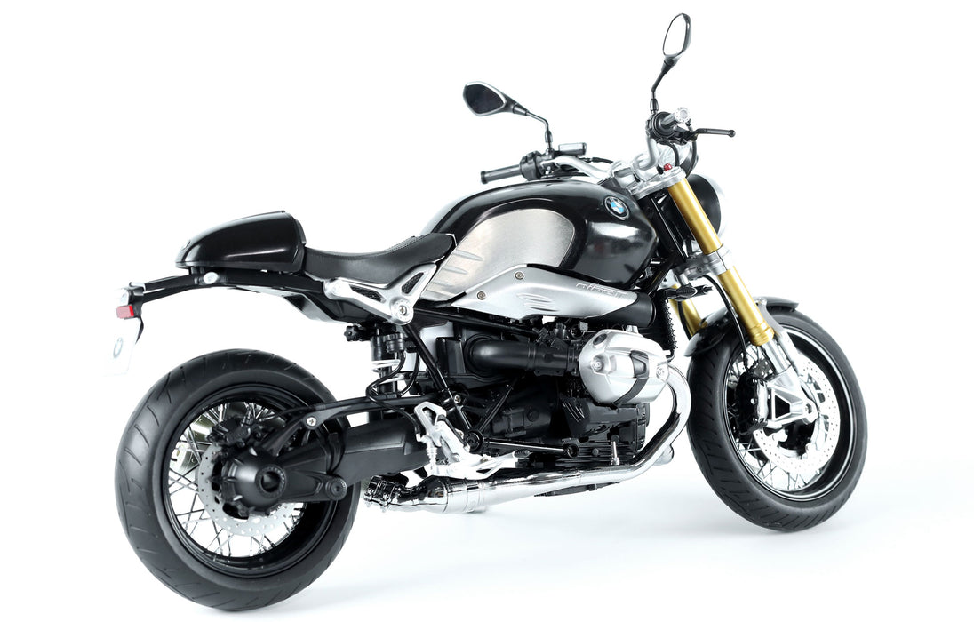 Meng Model MT-003S 1/9 BMW R nineT Pre-Painted Model Kit