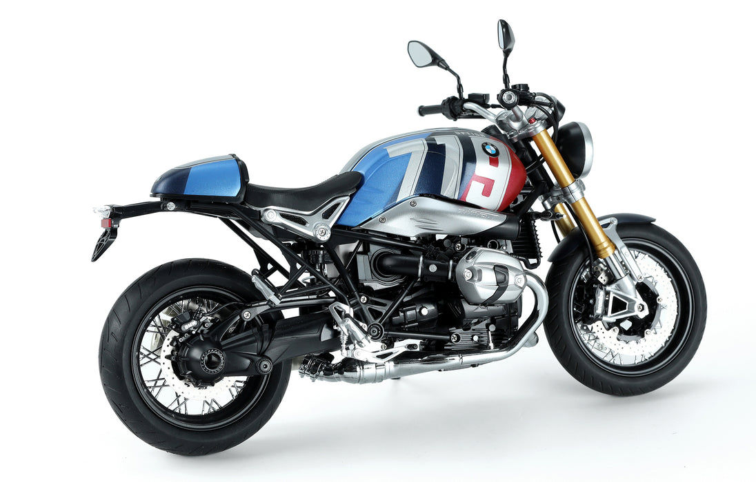 Meng Model MT-003T 1/9 BMW R nineT Option 719 Mars Red/ Cosmic Blue Model Kit
