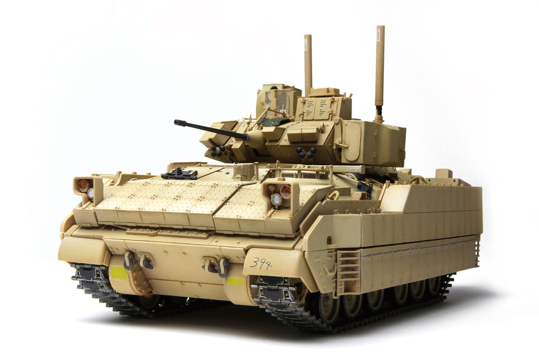 Meng Model SS-004 1/35 M2A3 Bradley with BUSK III Model Kit