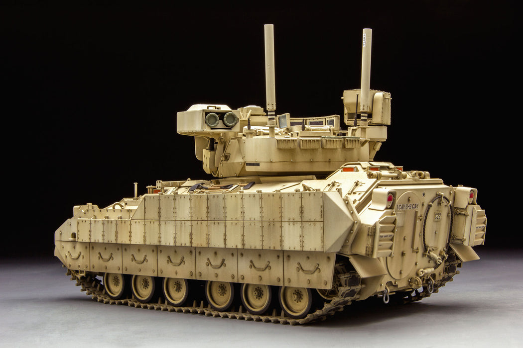 Meng Model SS-006 1/35 M2A3 Bradley with BUSK III Model Kit