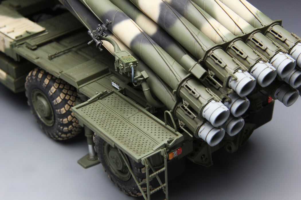 Meng Model SS-009 1/35 Russian Long-Range Rocket Launcher 9A52-2 Smerch Model Kit