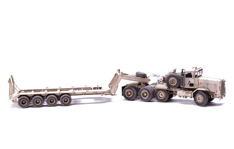 Meng Model SS-013 1/35 U.S. M911 C-HET (8x6) and M747 Heavy Equipment Semi-Trailer Model Kit