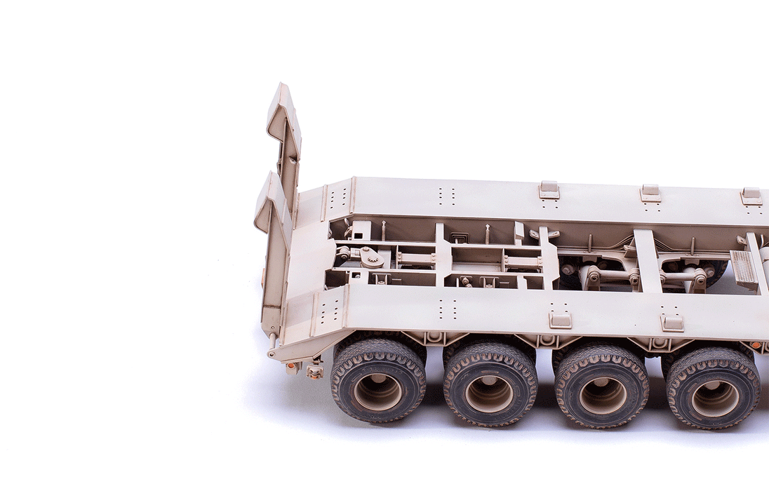 Meng Model SS-013 1/35 U.S. M911 C-HET (8x6) and M747 Heavy Equipment Semi-Trailer Model Kit