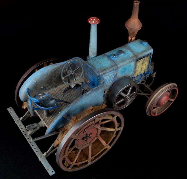 MiniArt 24001 1/24 German D8500 Mod. 1938 Agricultural Tractor Model Kit
