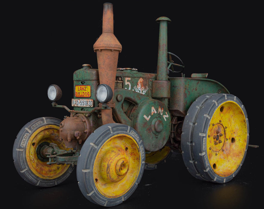 MiniArt 24005 1/24 German Industrial Tractor D8511 Mod. 1936 Model Kit