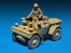 MiniArt 35082 1/35 Leichter Pz.Kpfw. Mk.I 202(e) "Dingo Mk.I" Armoured Car with Figures Model Kit