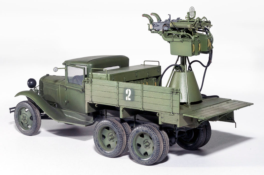 MiniArt 35177 1/35 GAZ-AAA Cargo Truck with Quad M4 Maxim Model Kit