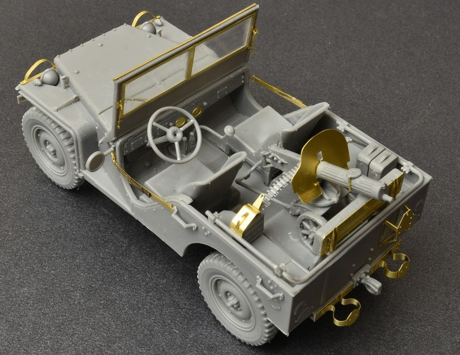 MiniArt 35212 1/35 WWII Bantam 40 BRC Military Car Model Kit