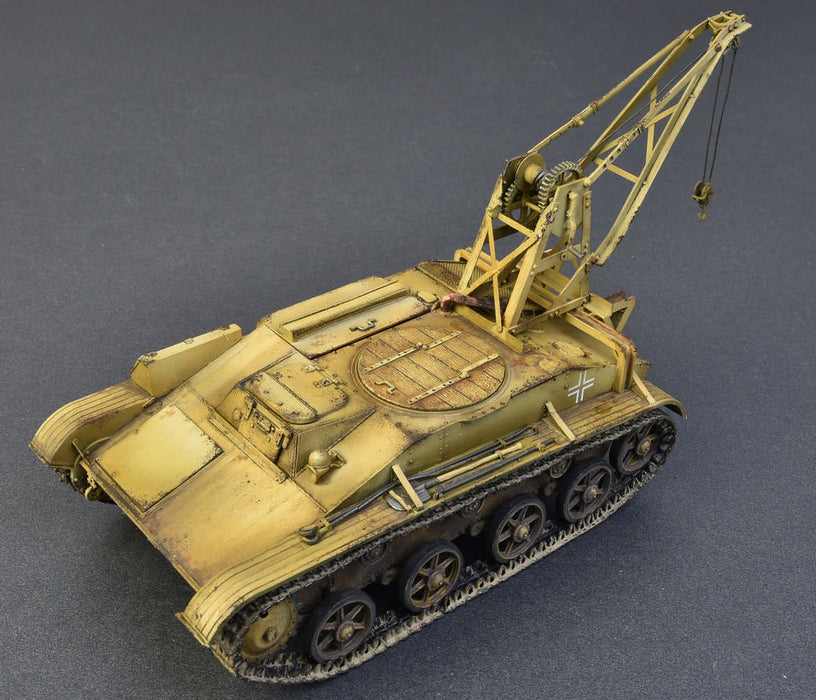 MiniArt 35238 1/35 Bergepanzer T-60 (r) with Interior Model Kit