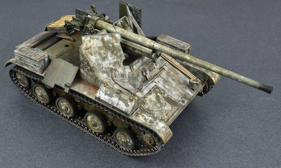 MiniArt 35240 1/35 WWII Romanian 76mm SPG Tacam T60 Tank with Interior Model Kit