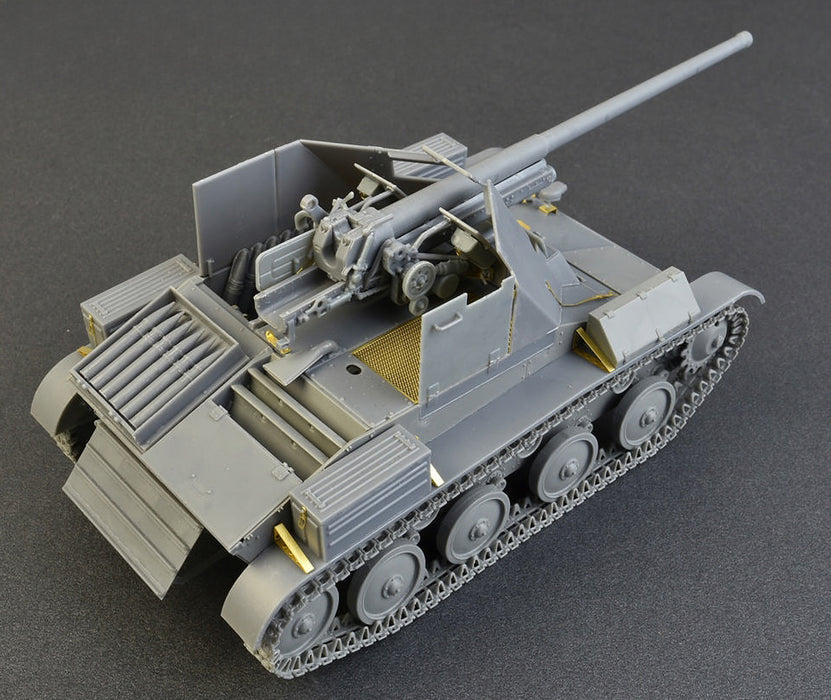 MiniArt 35240 1/35 WWII Romanian 76mm SPG Tacam T60 Tank with Interior Model Kit