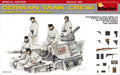 MiniArt 35249 1/35 WWII German Tank Crew (Winter Uniforms) Figures Model Kit