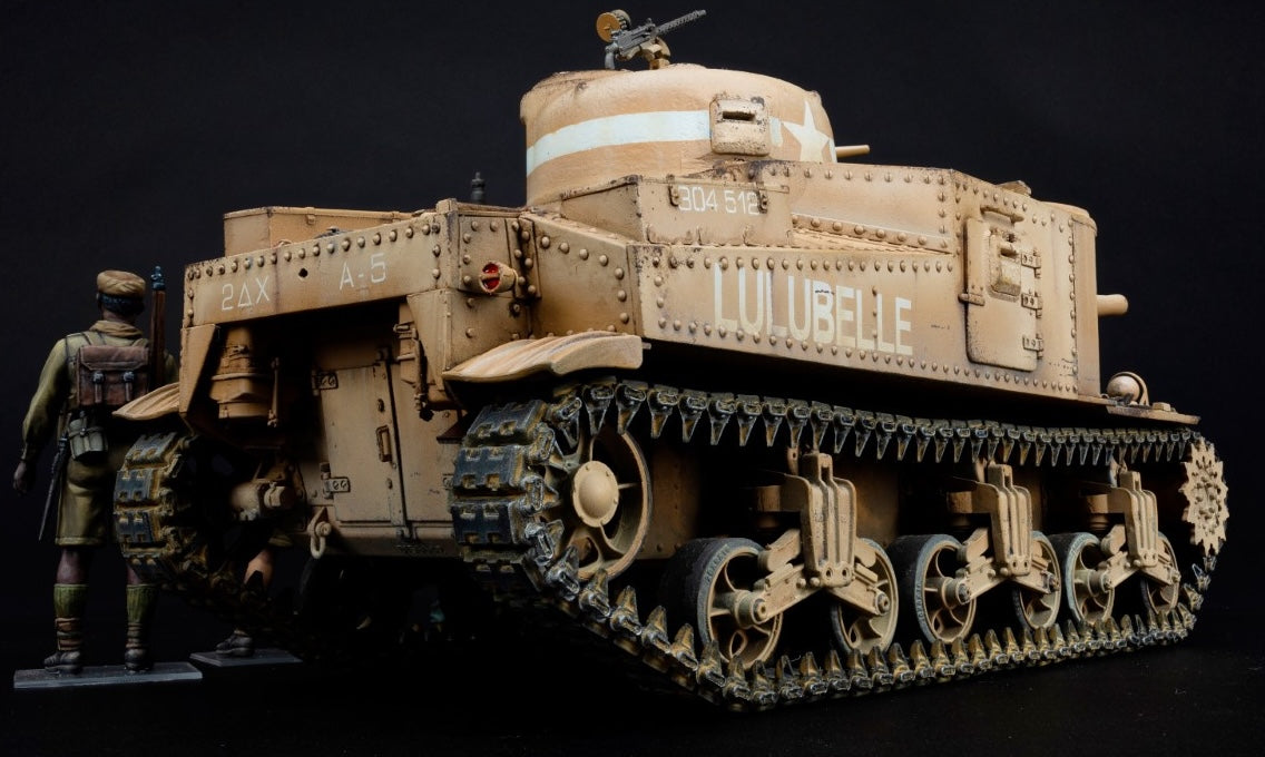 MiniArt 35274 1/35 M3 Lee Mid Prod. Sahara Tank and Crew Model Kit