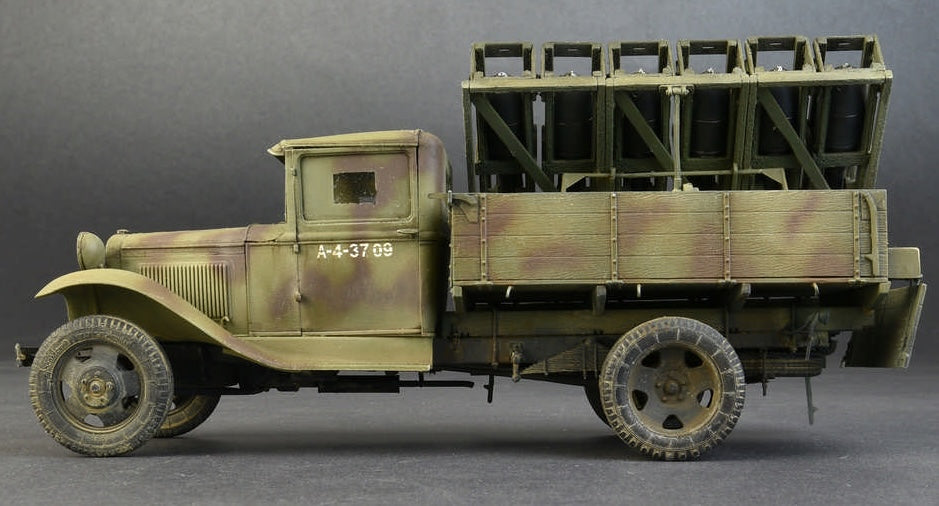 MiniArt 35277 1/35 LAP-7 Soviet Rocket Launcher Model Kit