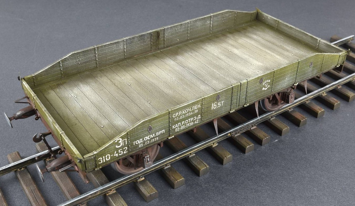 MiniArt 35303 WWII Soviet Railway Flatbed 16,5-18t Plastic Model Kit
