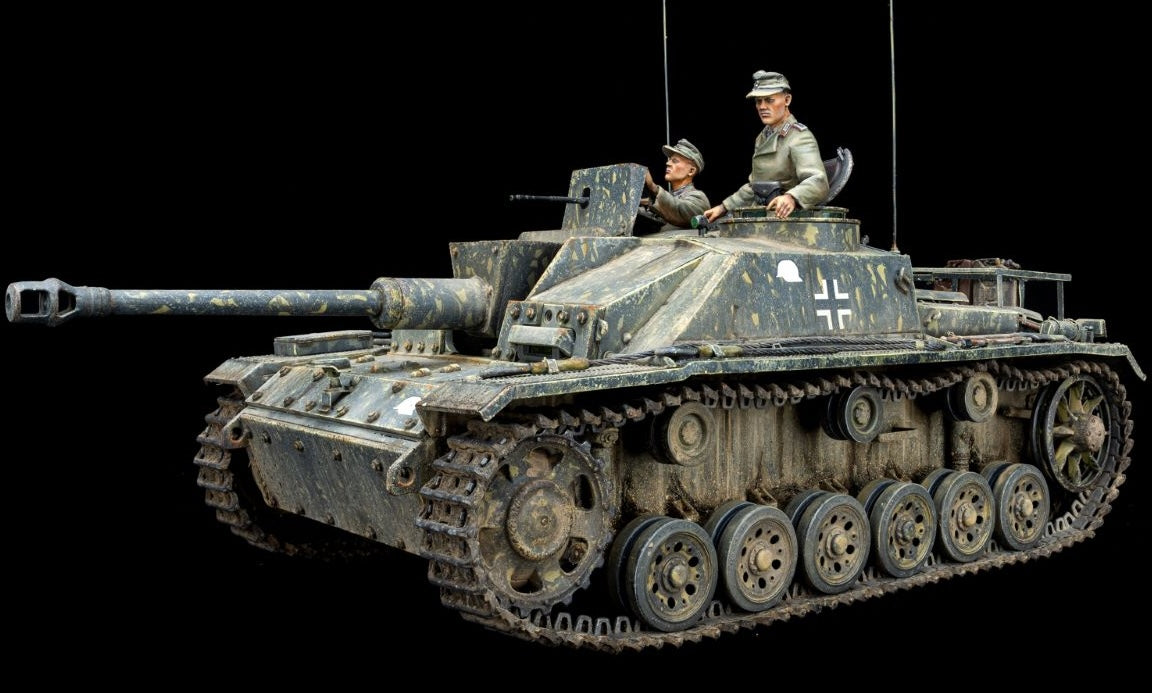 MiniArt 35335 1/35 German Stug III Ausf G Feb. 1943 Alkett Prod. with Crew & Interior Model Kit