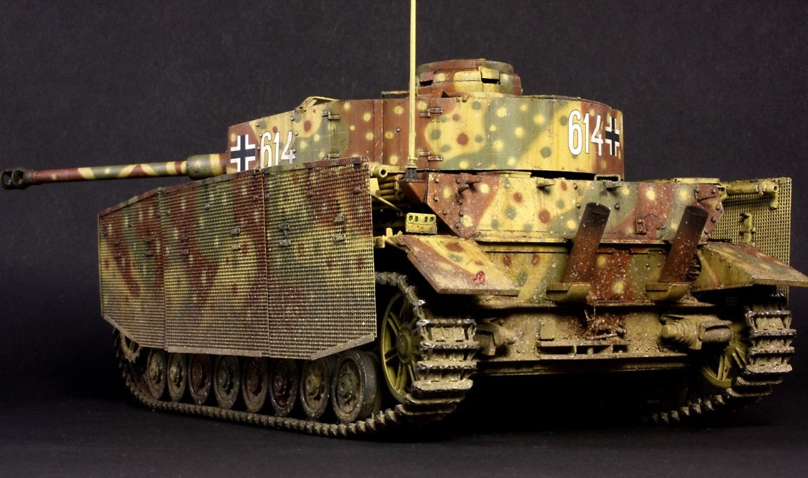 MiniArt 35339 1/35 German Pz.Kpfw.IV Ausf.J Nibelungenwerk Mid Prod. 1944 with Interior Model Tank Kit