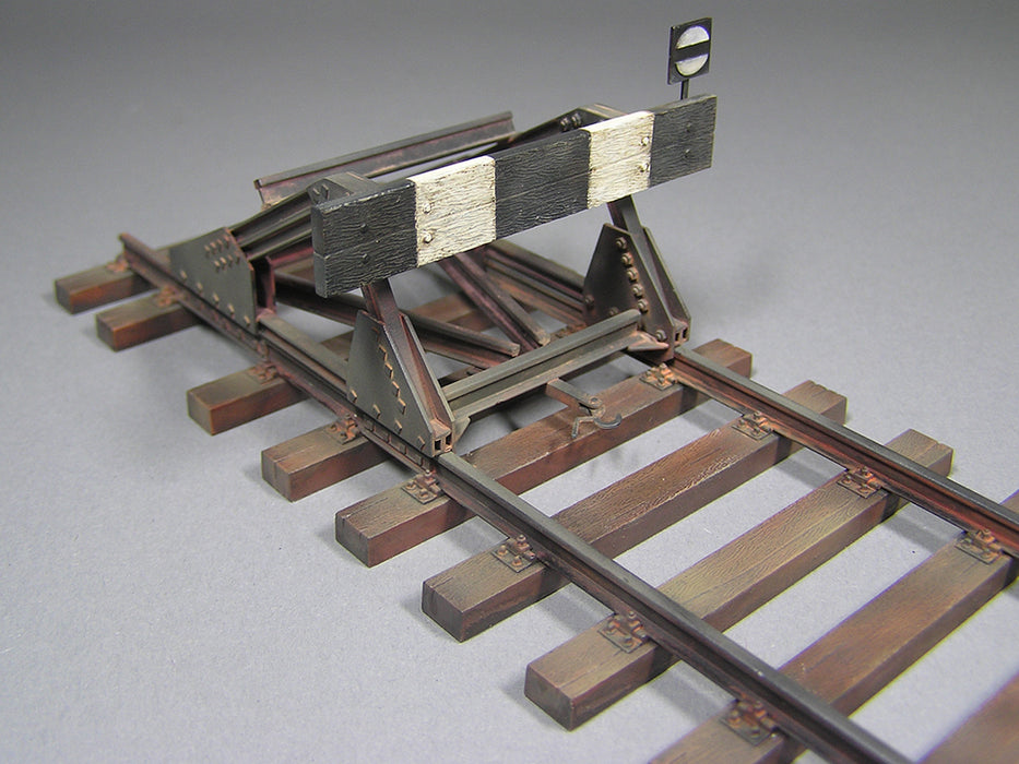 MiniArt 35568 1/35 Railway Track with Dead End Model Kit
