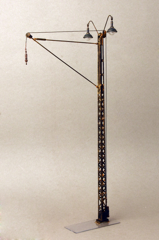 MiniArt 35570 1/35 Railroad Power Poles and Lamps Model Kit