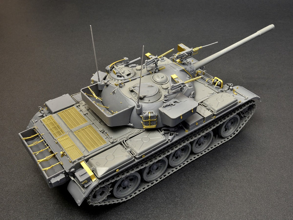 MiniArt 37029 1/35 Tiran 4 Late Type Tank with Interior Model Kit