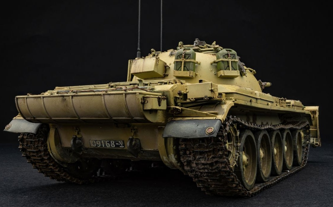 MiniArt 37044 1/35 Tiran 4 Sharir Early Type with Dozer Blade Model Tank Kit