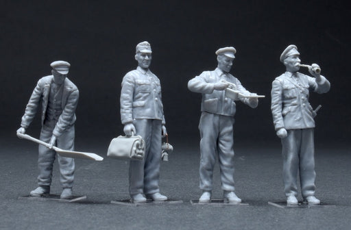 MiniArt 38012 1/35 1930-1940s German Railroad Staff Model Kit