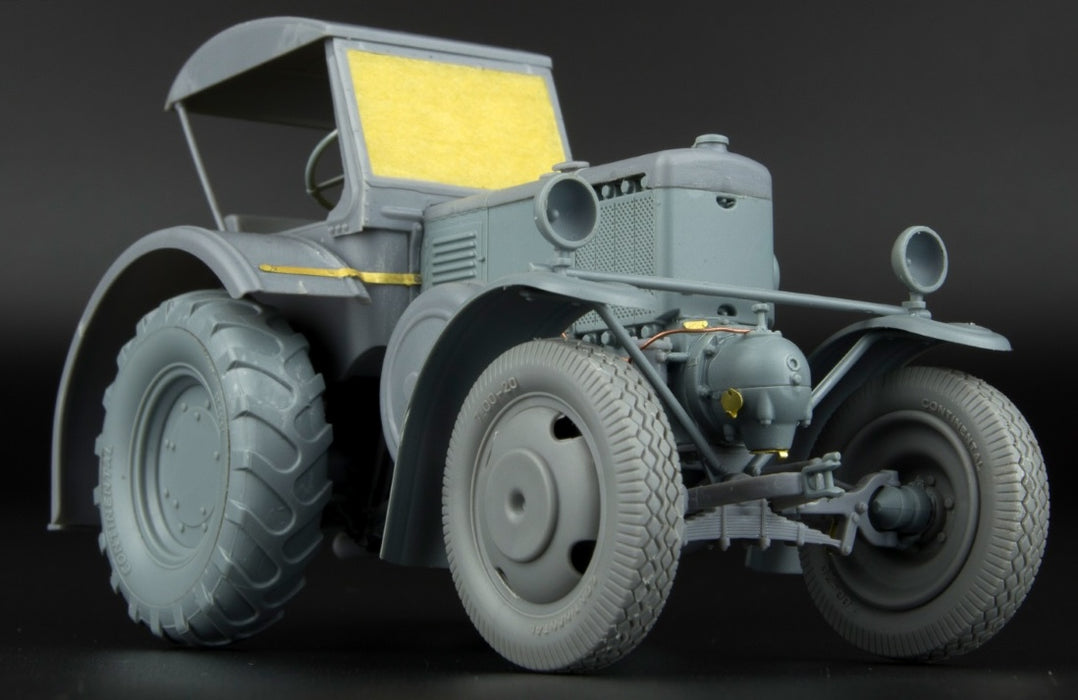 MiniArt 38041 1/35 German D8532 Traffic Tractor Model Kit