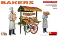 MiniArt 38074 1/35 Bakers with Cart Model Kit