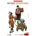 MiniArt 38086 1/35 Refugees Teachers Family Model Kit