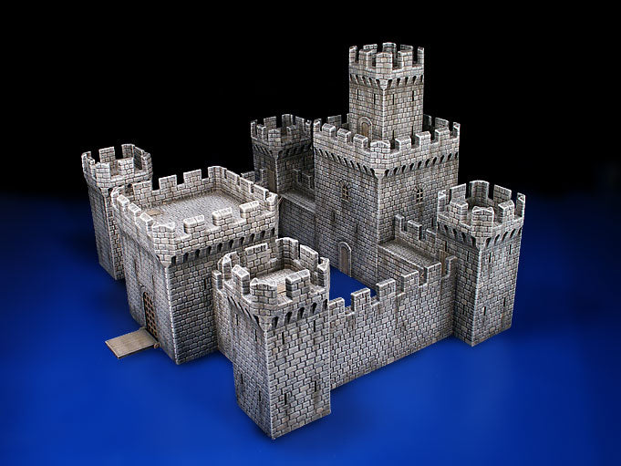 MiniArt 72005 1/72 Medieval Castle XII-XV Century Model Kit