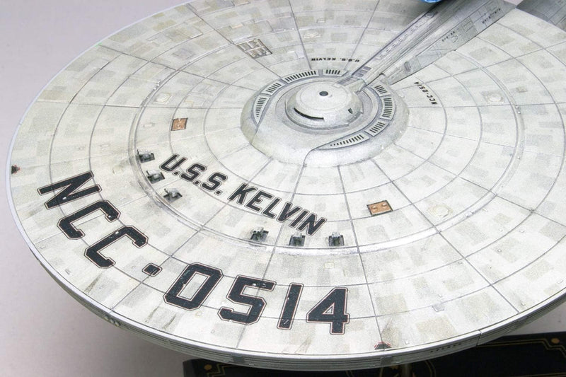 Moebius Models 976 1/1000 Star Trek USS kelvin