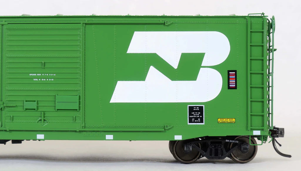 Moloco Trains 70010 HO Scale 50' XM Double Door Boxcar Burlington Northern