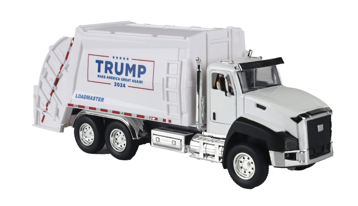 MTH RailKing 30-76928 O Gauge Flatcar with Trump Garbage Truck