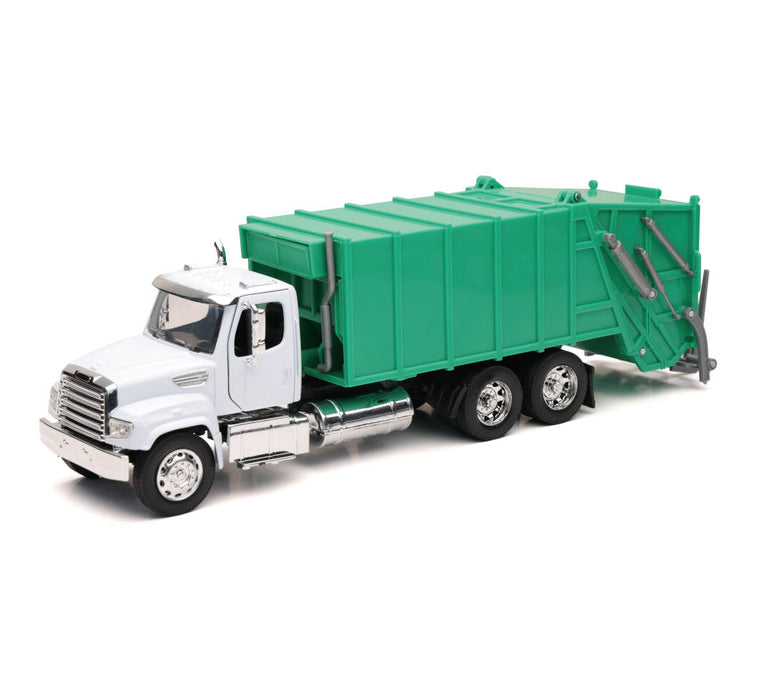 New Ray Toys 11033 1/32 Scale Freightliner 114SD Garbage Truck