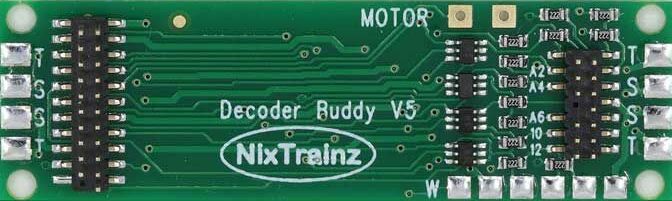 Nix Trains NTZ5 Decoder Buddy V5B DCC Motherboard with 21-Pin Decoder Socket (12 Light Outputs)