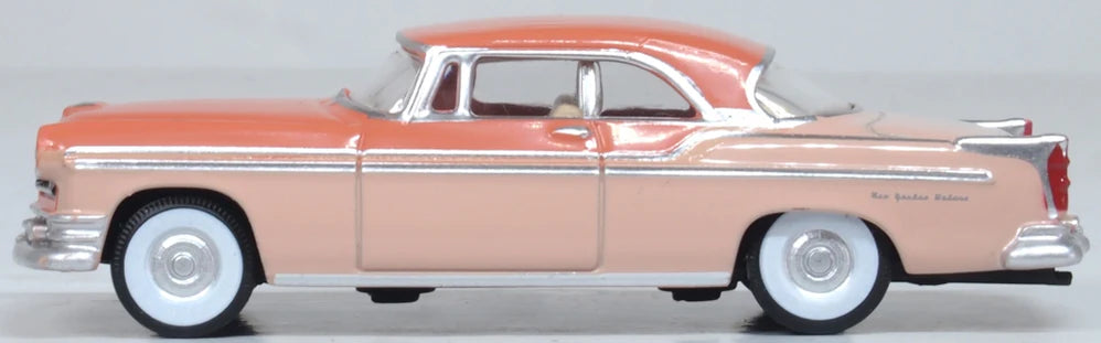 Oxford Diecast 87CNY55002 HO Scale (1:87) 1955 Chrysler New Yorker Deluxe St. Regis - Sand/Tan