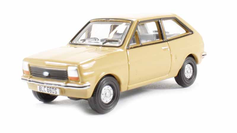 Oxford Diecast NFF002 N Scale 1976 Ford Fiesta Mk I - Nevada Beige
