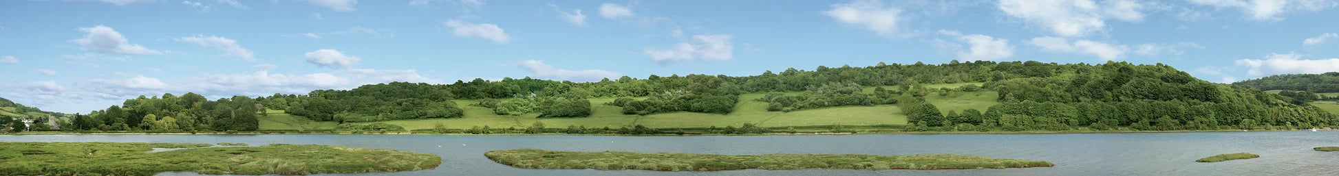 Peco SKP-01 Photographic Backdrop - River Valley Scene