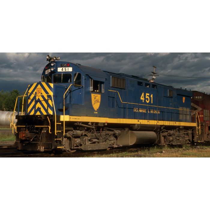Rapido Trains HO ALCO C-424m Delaware & Hudson - Blue Scheme (DCC & Sound)