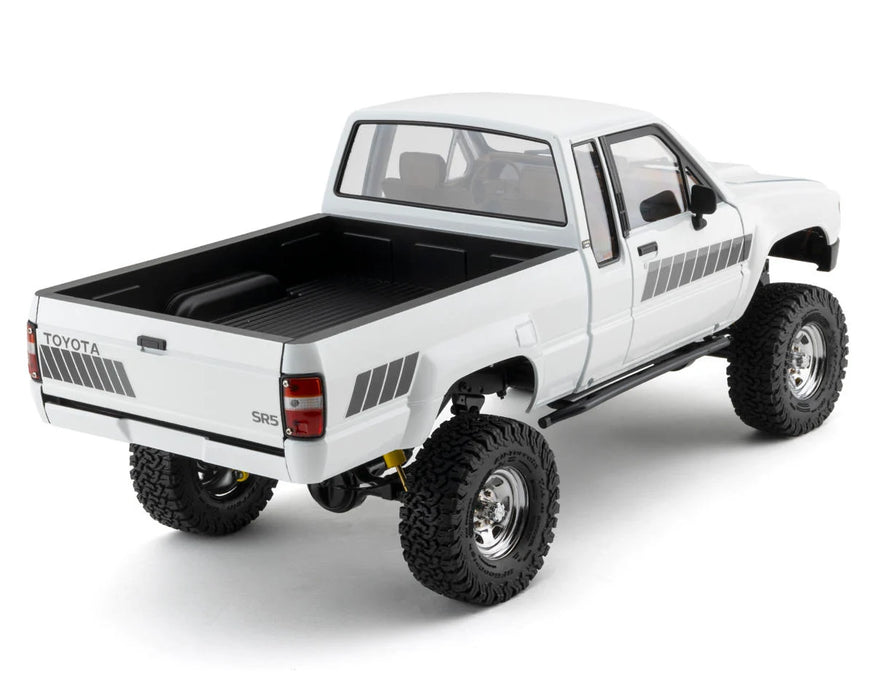 RC4WD Z-RTR0064 Trail Finder 2 LWB RTR with White 1987 Toyota XtraCab Body